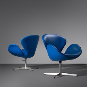 Arne Jacobsen (1902-1971) Pair of