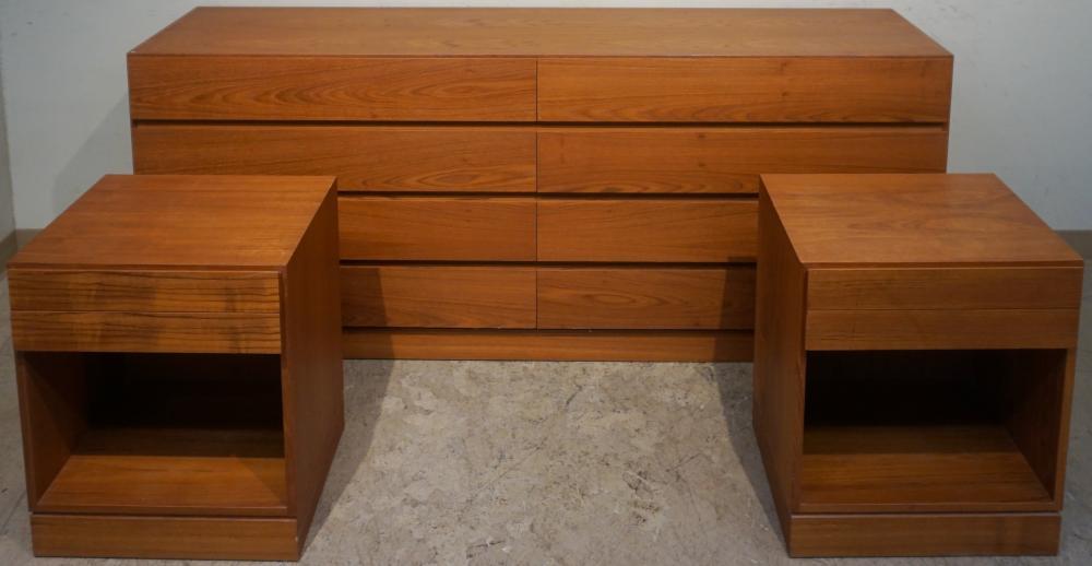 ARNE WAHL IVERSEN TEAK DANISH