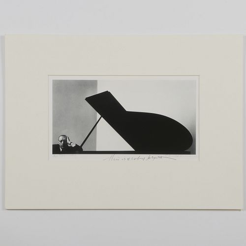 ARNOLD NEWMAN (1918-2006): IGOR