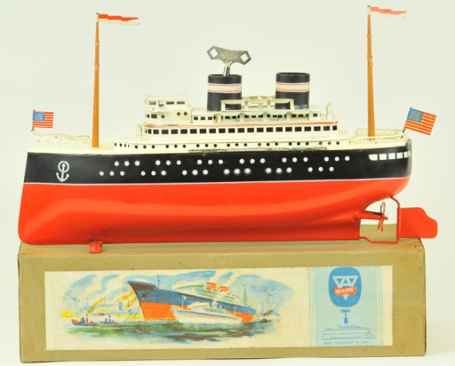 ARNOLD OCEAN LINER WITH BOX