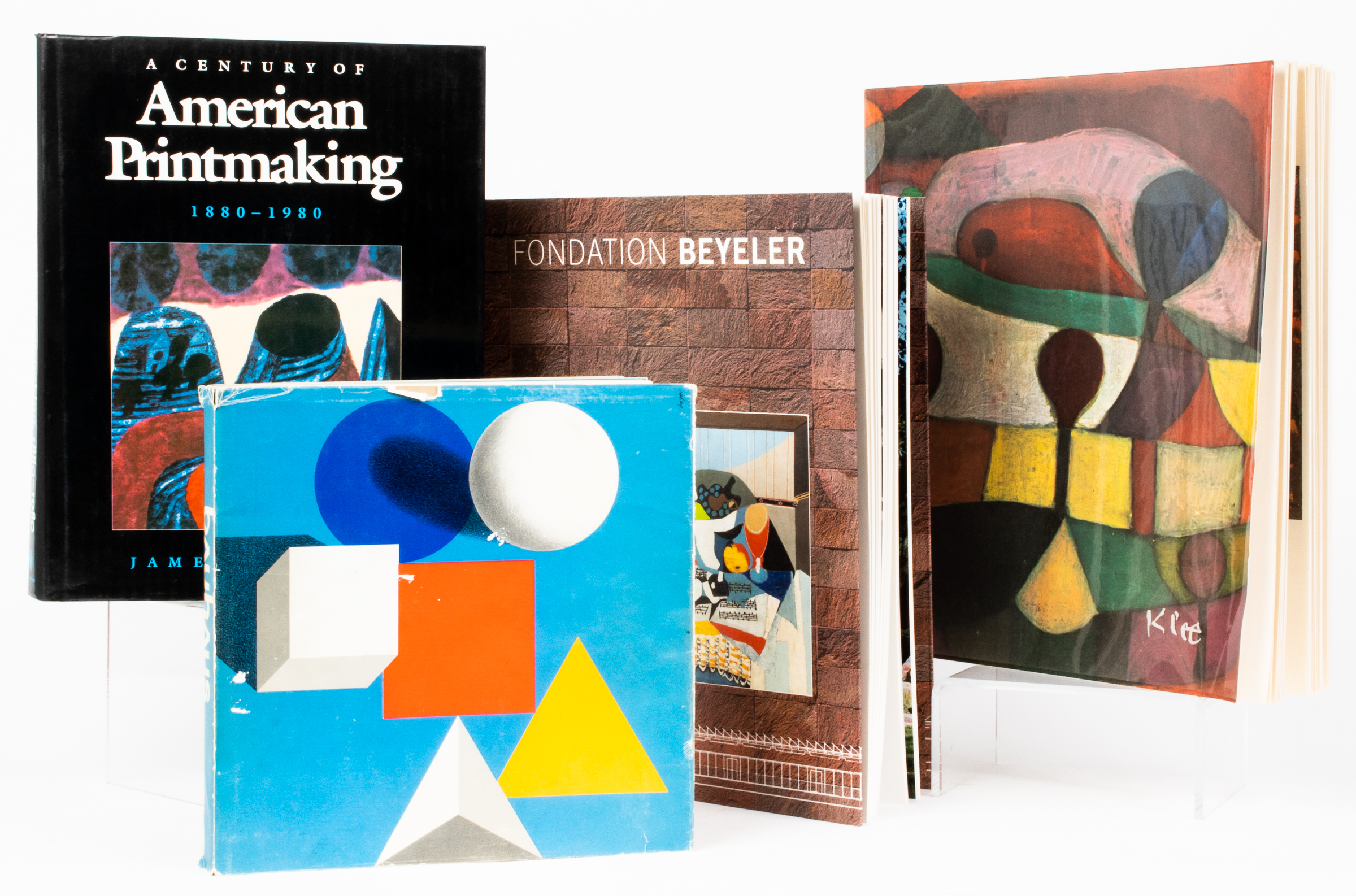 ART BOOKS AND EXHIBITION