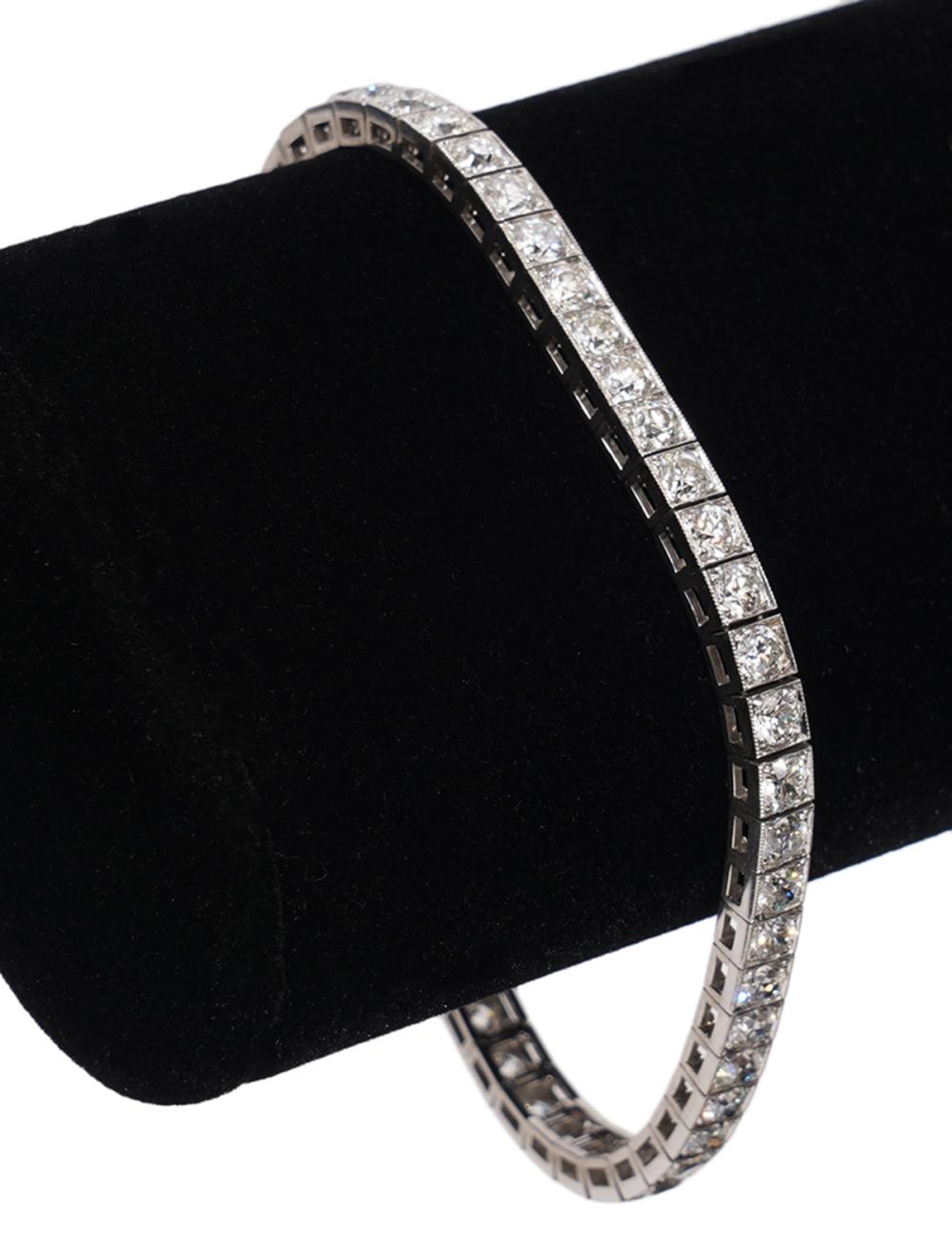 ART DECO 7.50 CT. DIAMOND &