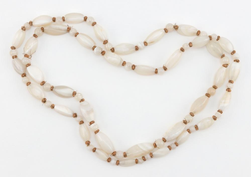 ART DECO AGATE BEAD NECKLACE