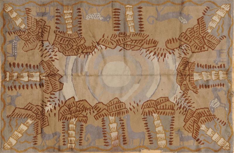 ART DECO CARPET 9 ft. 8 1/2 in. x 6