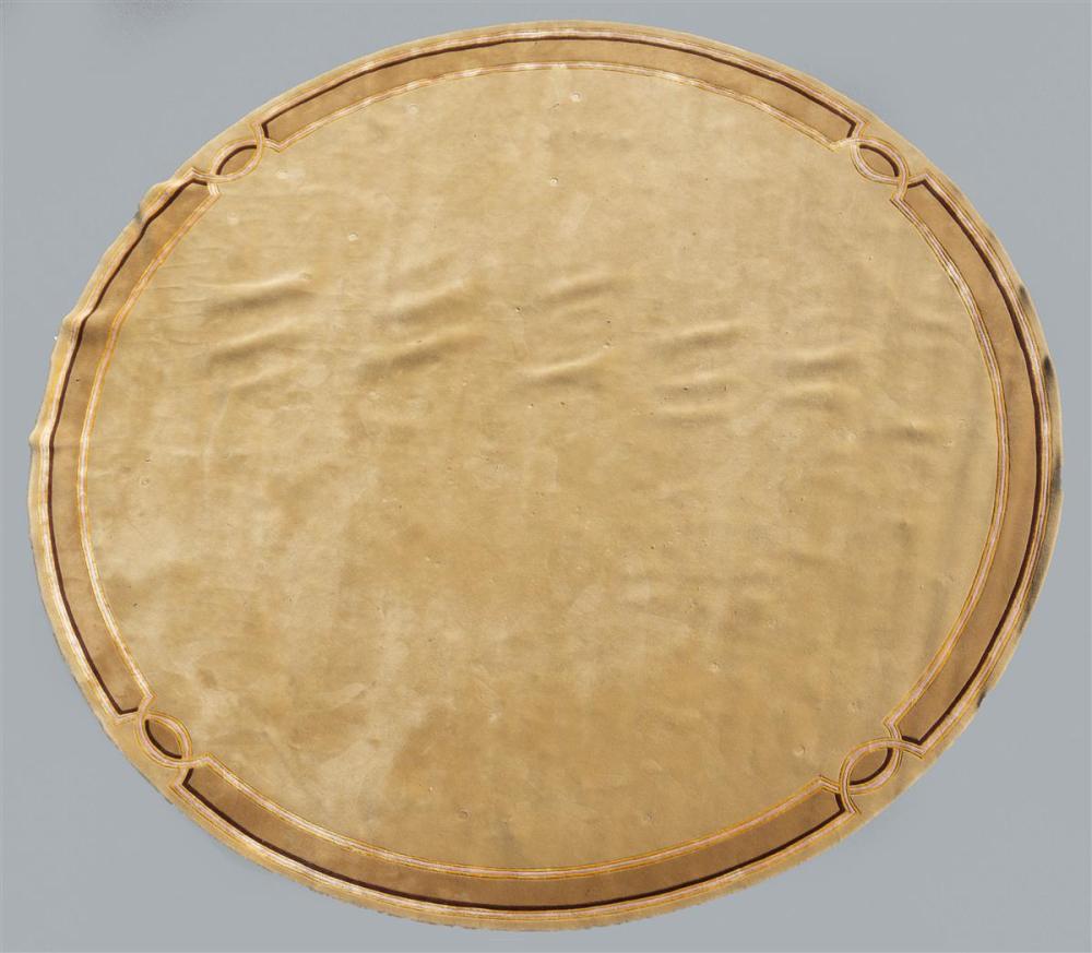 ART DECO CIRCULAR RUG WITH
