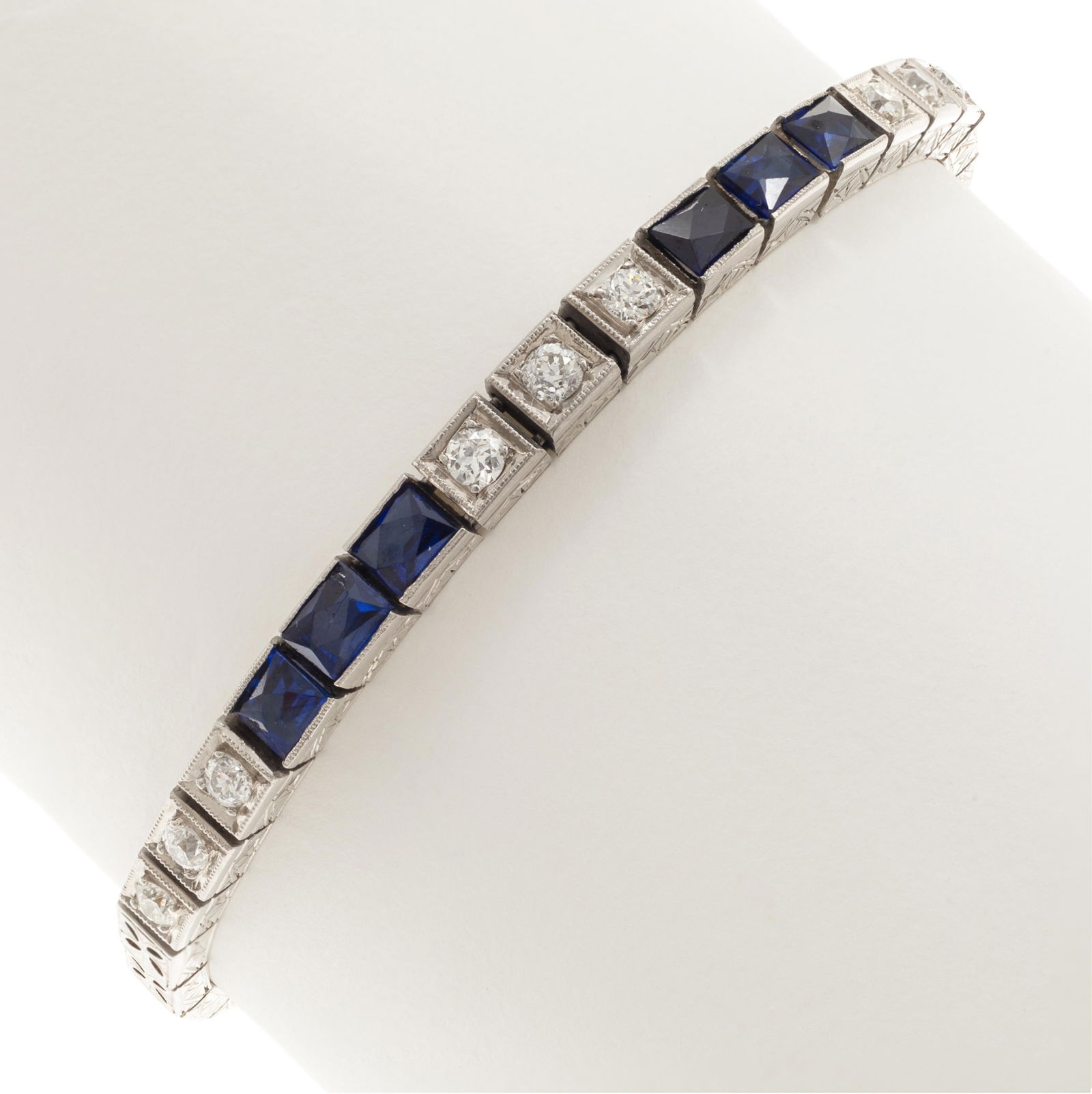 ART DECO DIAMOND, SYNTHETIC