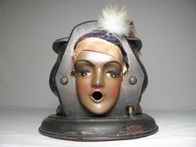 Art deco figural cigarette