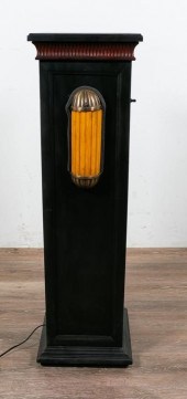 ART DECO ILLUMINATING SCULPTUR