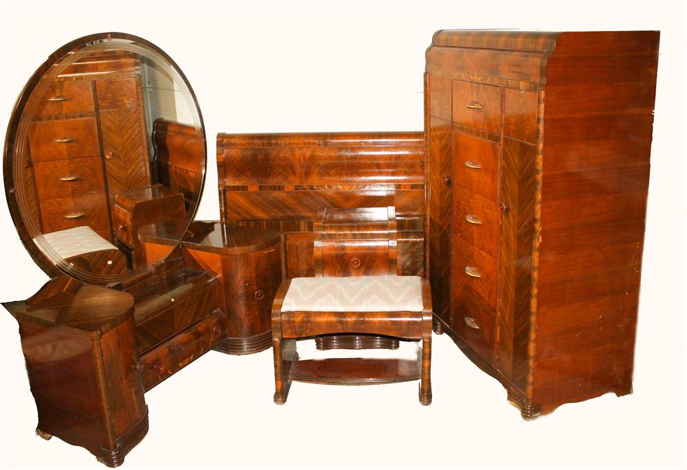 ART DECO MAHOGANY BEDROOM SUITE