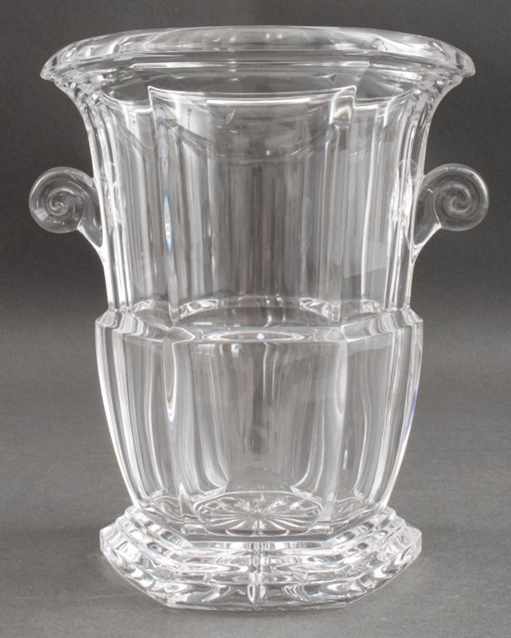 ART DECO MANNER GLASS VASE OR