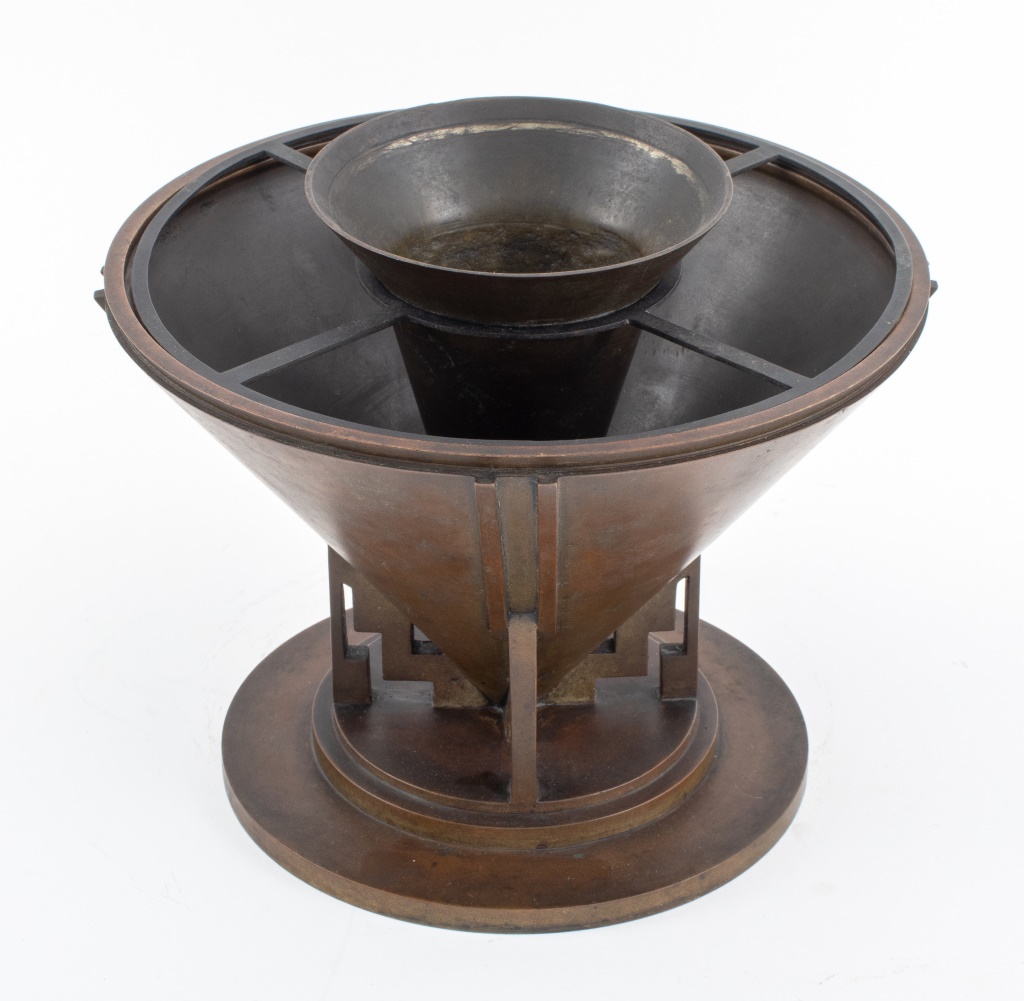 ART DECO PATINATED BRONZE FLOWER