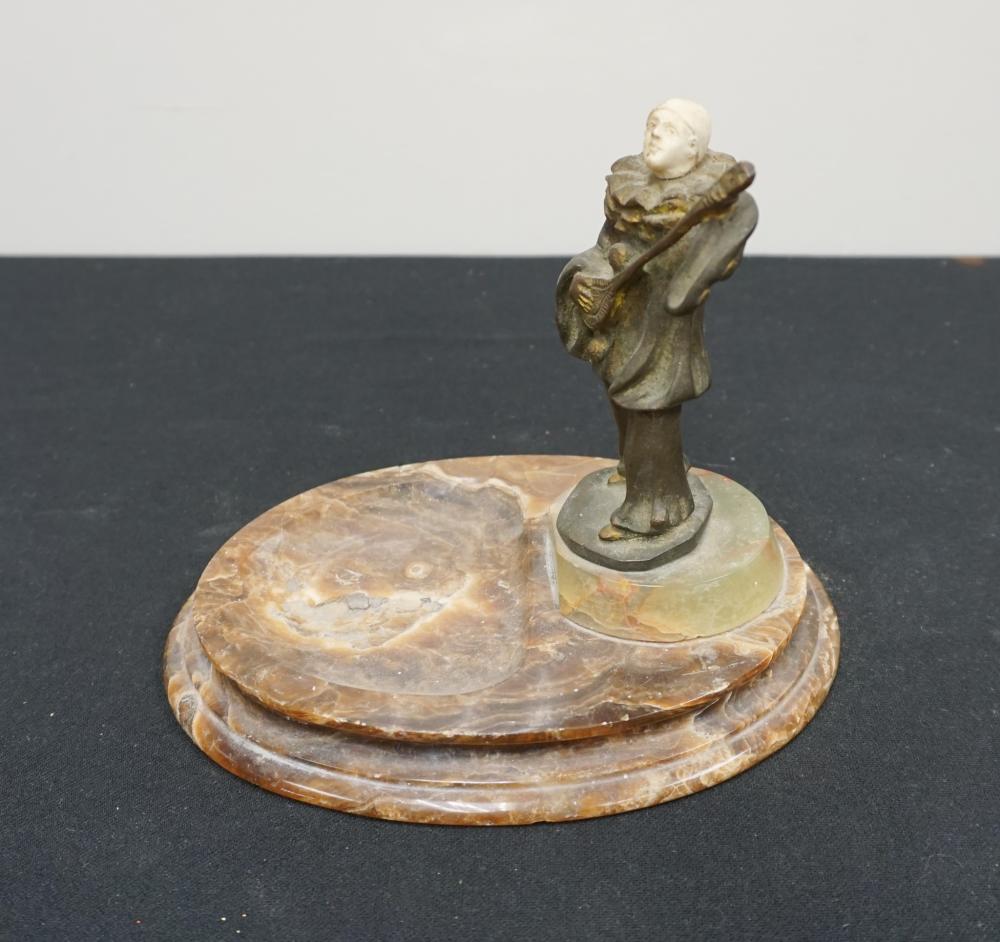 ART DECO PATINATED METAL MINSTREL