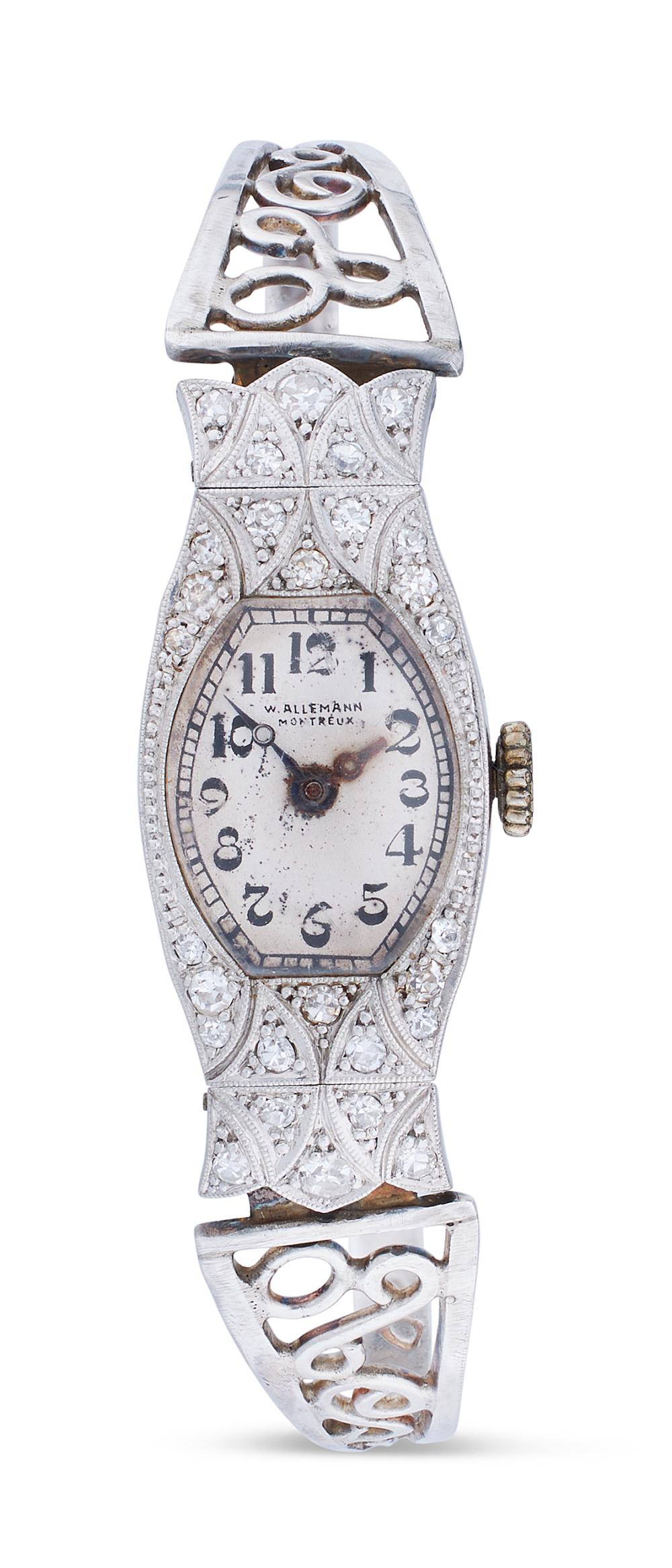ART DECO PLATINUM AND DIAMOND