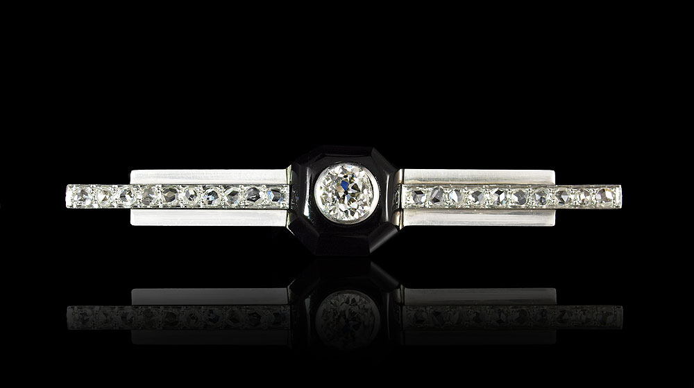 ART DECO PLATINUM DIAMOND & ONYX