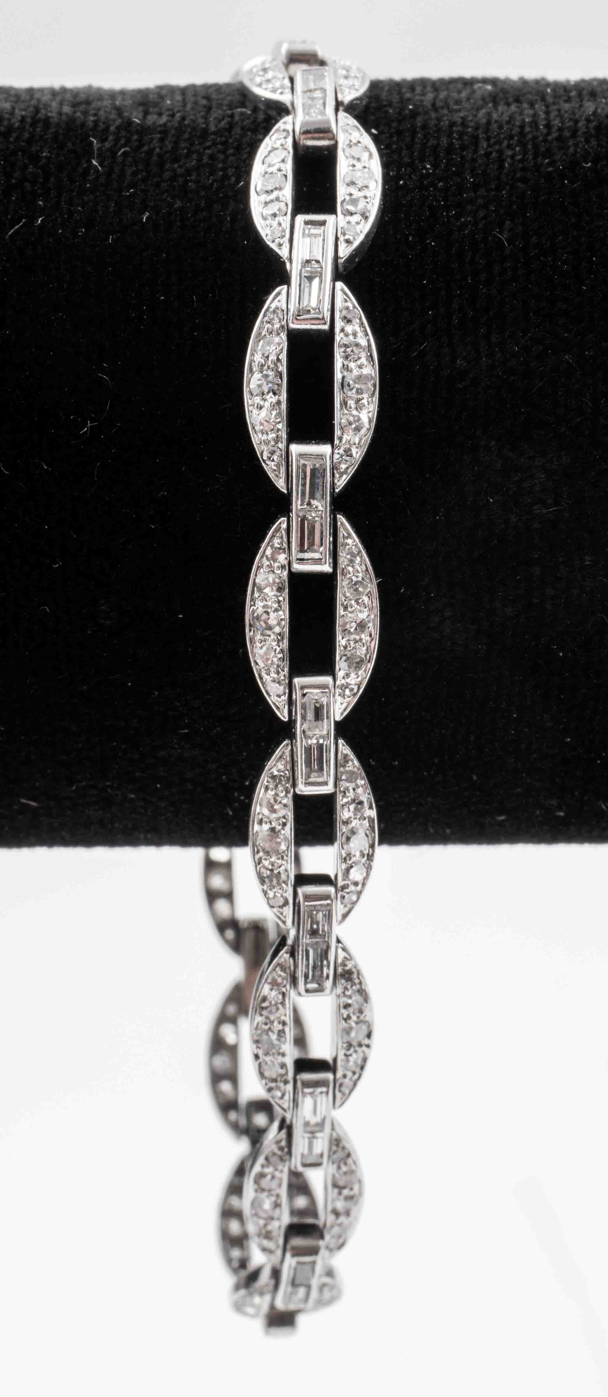 ART DECO PLATINUM DIAMOND PAVE LINK