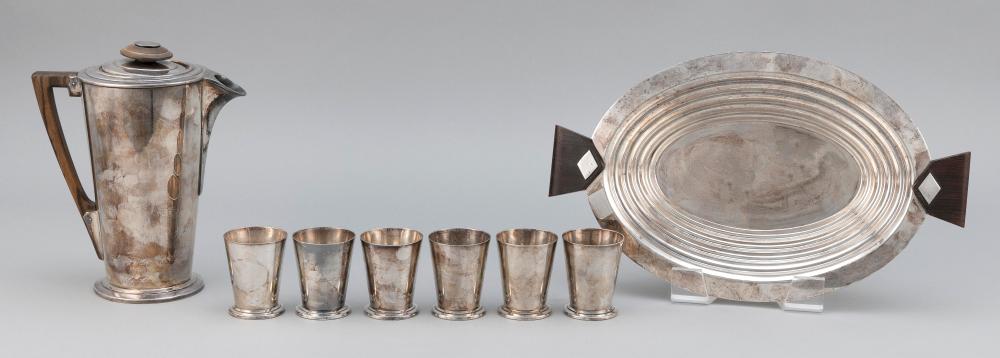 ART DECO SILVER ITEMS BY MERIDEN