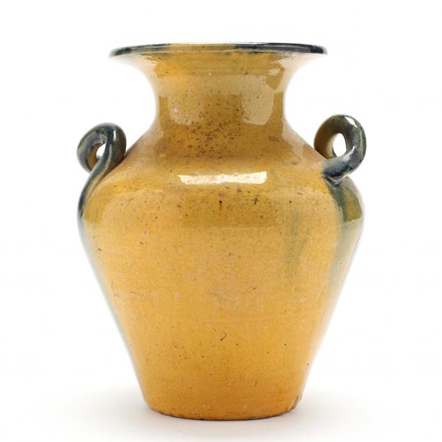 ART DECO VASE, ATTRIBUTED AUMAN
