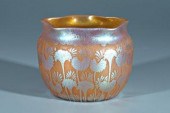 Art glass bowl, iridescent pal