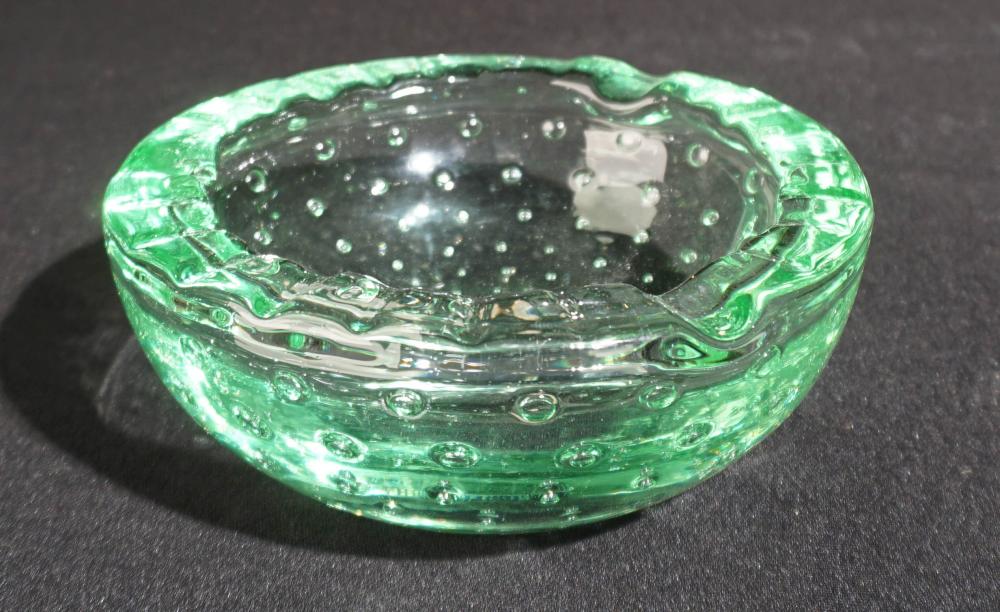 ART GLASS 'BUBBLE' ASH RECEIVER,