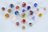 ART GLASS MARBLES  ARTISTS OR