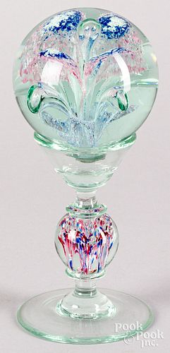 ART GLASS PAPERWEIGHT ON STANDArt