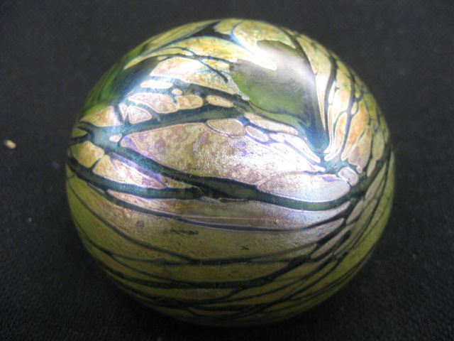 Art Glass Paperweight trailing