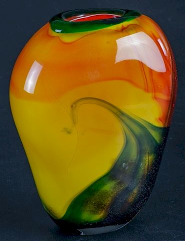 ART GLASS PAPERWEIGHT VASEArt glass