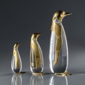 ART GLASS PENGUINSA good set o
