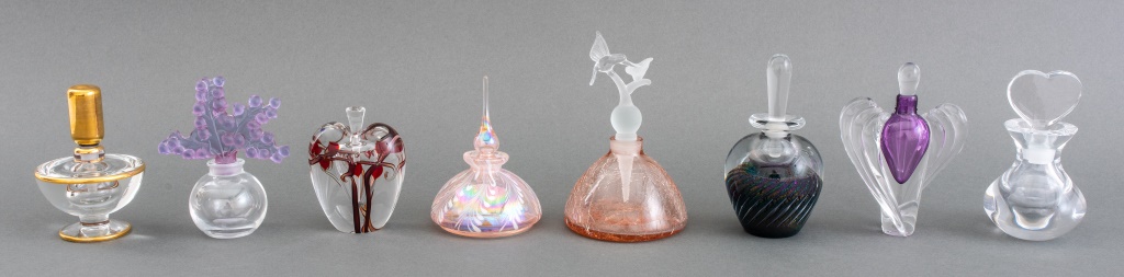 ART GLASS PERFUME BOTTLE, 8 Group