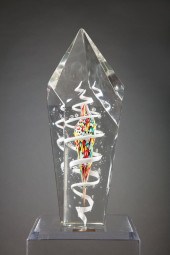 ART GLASS SCULPTURE BY ROBERT