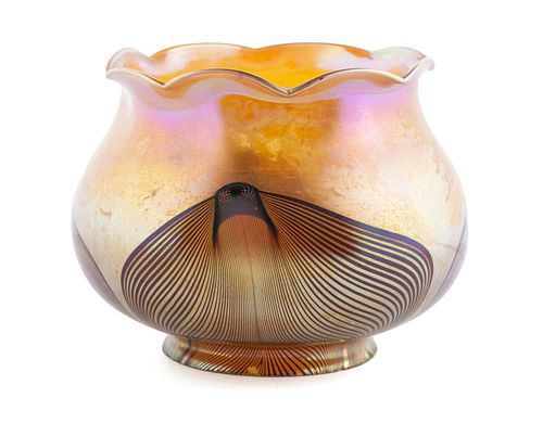 ART GLASS SHADE IN THE MANNER OF