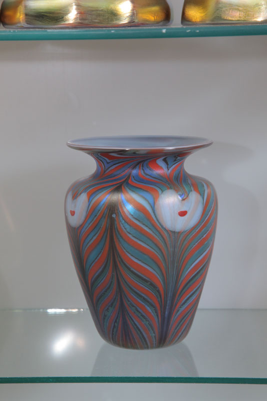 ART GLASS VASE. Unattributed.