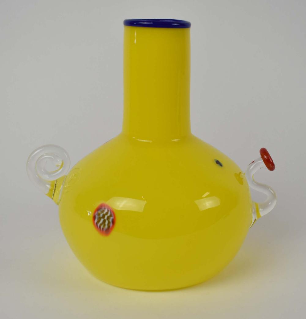 ART GLASS YELLOW BOTTLE-FORM