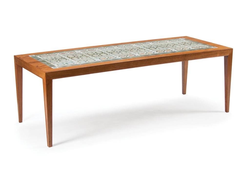 ART MODERNE HARDWOOD COFFEE