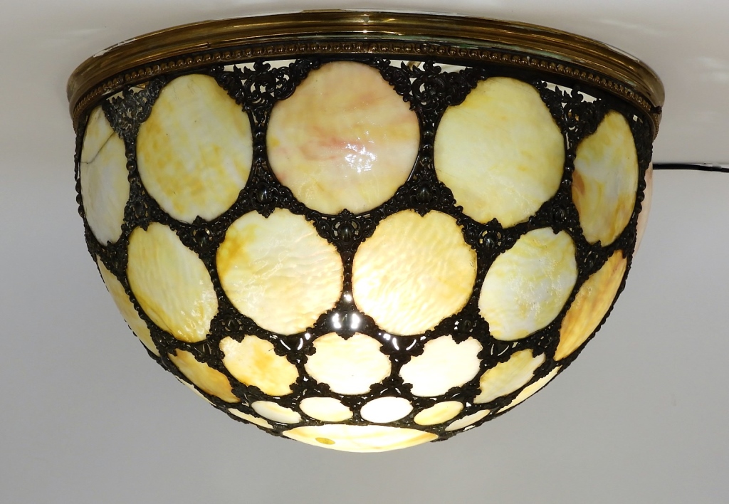 ART NOUVEAU CARAMEL SLAG OVERLAY