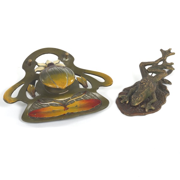 ART NOUVEAU COLD PAINTED LILY