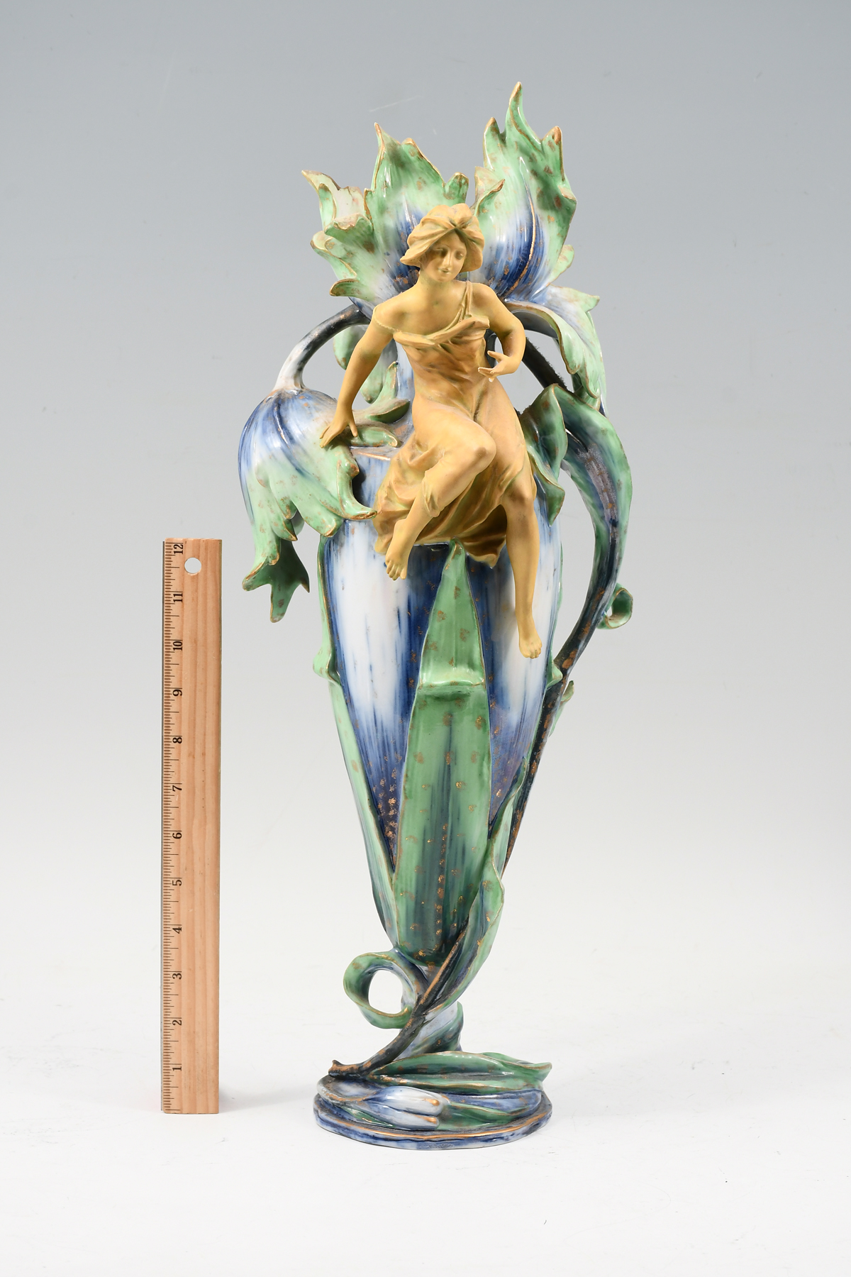 ART NOUVEAU FIGURAL PORCELAIN VASE: