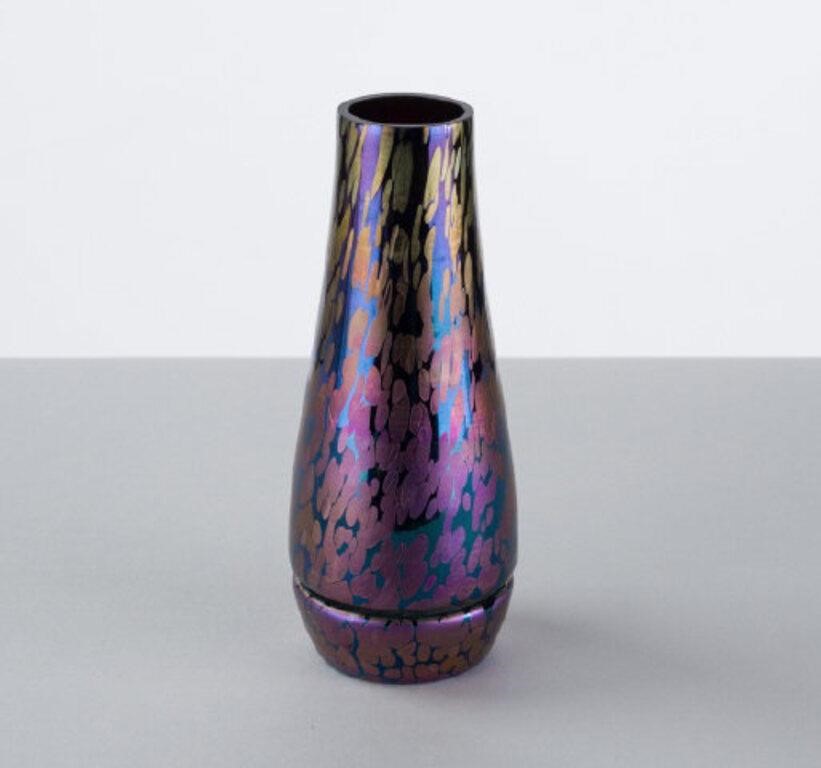 ART NOUVEAU IRIDESCENT