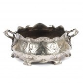 ART NOUVEAU LARGE PEWTER CENTE