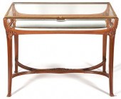 ART NOUVEAU TABLE VITRINE OR B