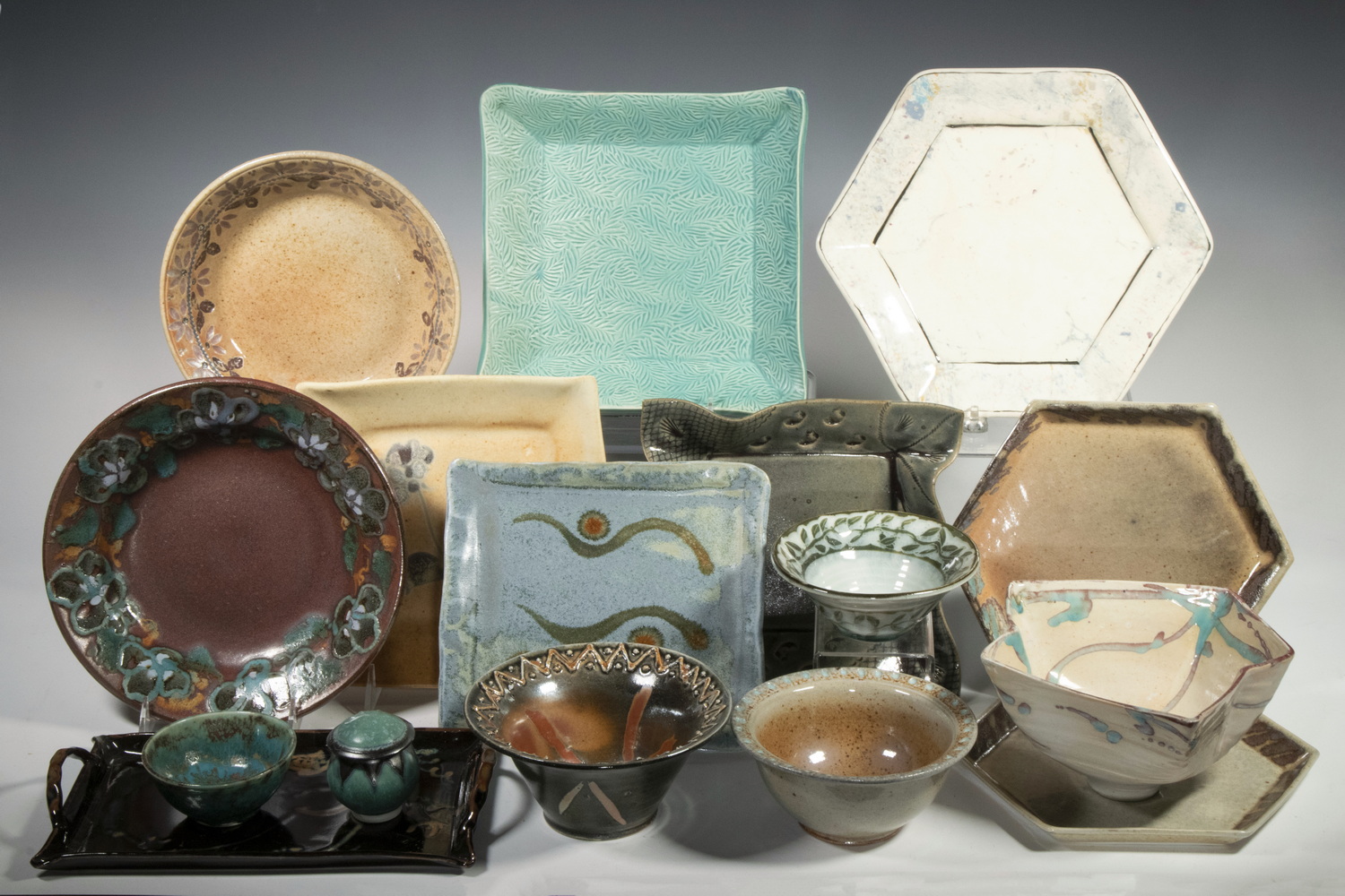 ART POTTERY DISHES Group of (16)