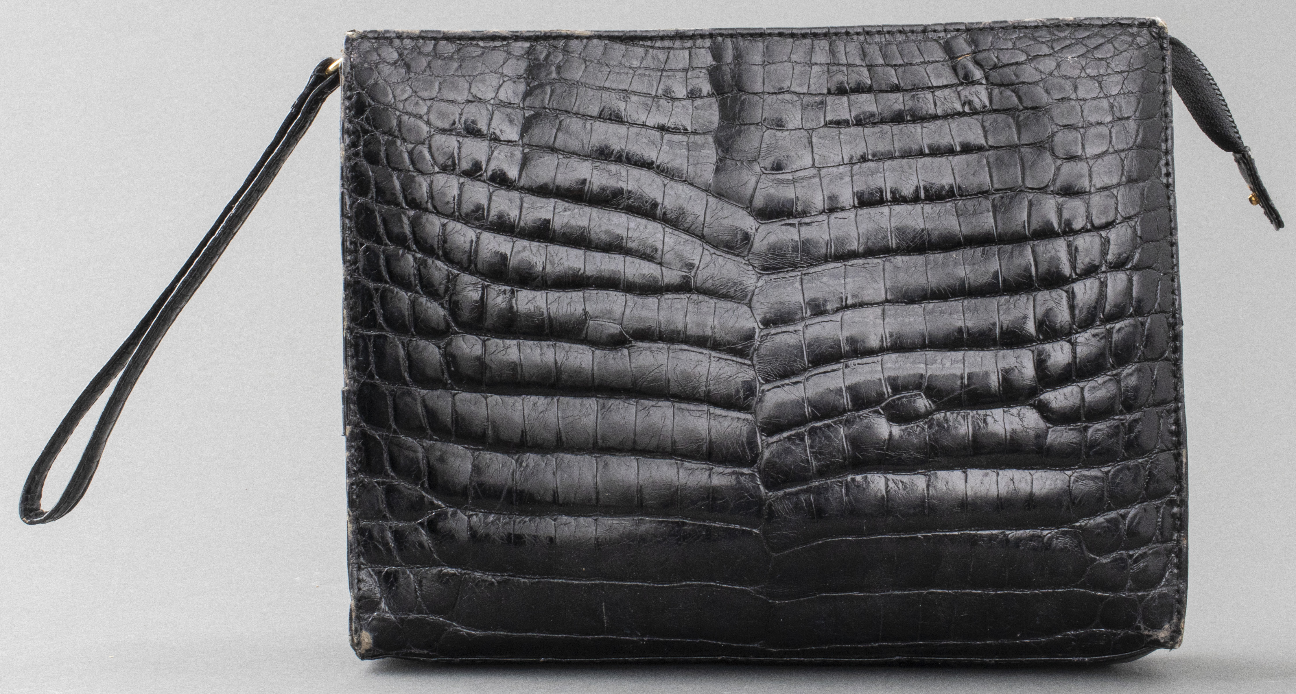 ARTBAG BLACK ALLIGATOR WRISTLET