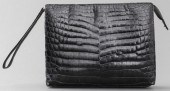 ARTBAG BLACK ALLIGATOR WRISTLE