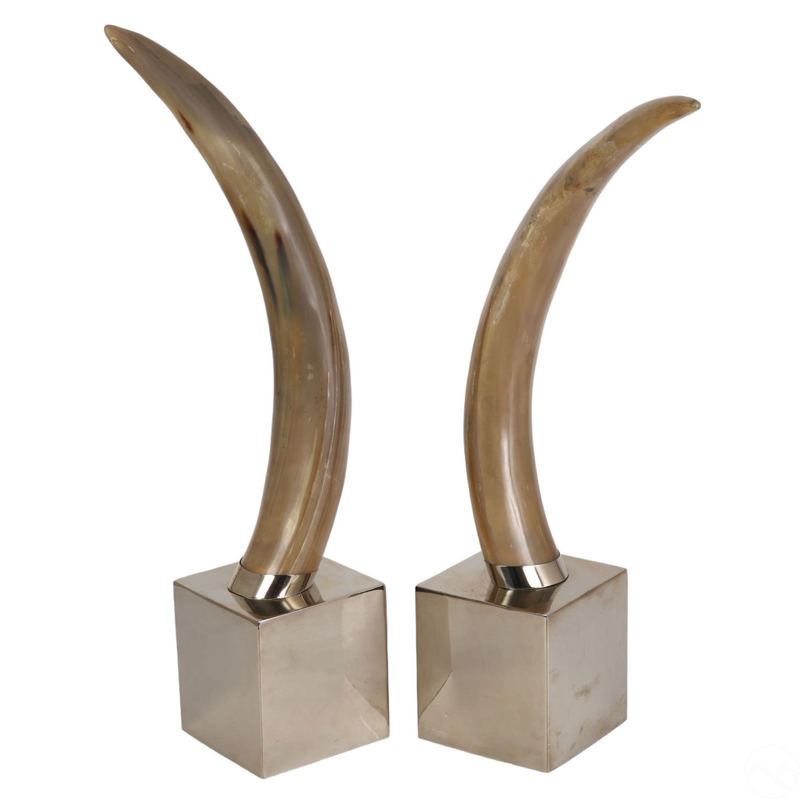 ARTERIORS PAIR HOLLYWOOD REGENCY