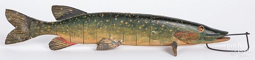 ARTICULATED PIKE FISH