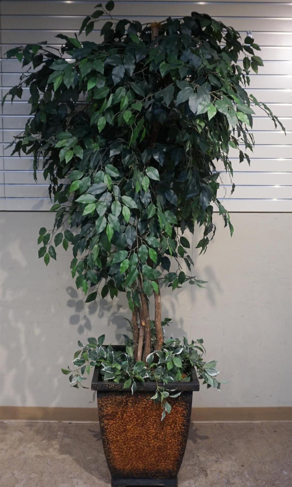 ARTIFICIAL FICUS TREE IN METAL
