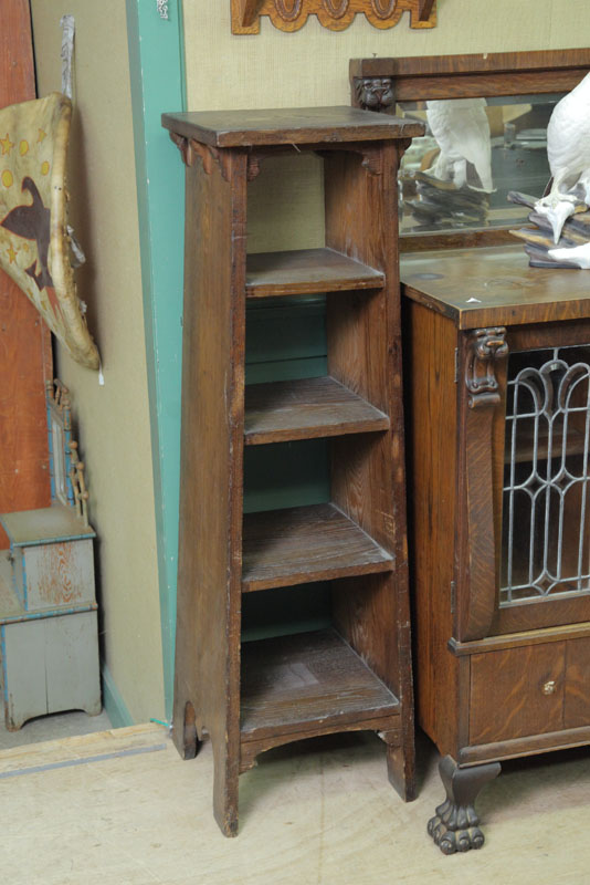 ARTS AND CRAFTS BOOKCASE. Oak and