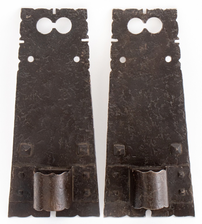 ARTS AND CRAFTS FORGED IRON PRICKET