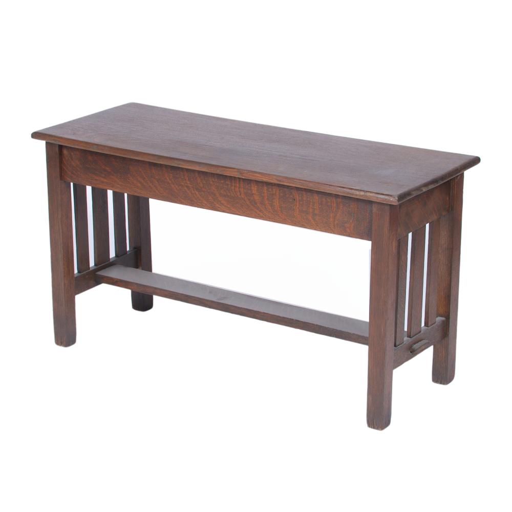 ARTS AND CRAFTS MISSION OAK BENCH
