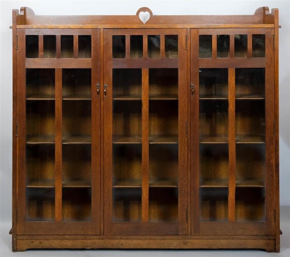 ARTS AND CRAFTS OAK LIBRARY